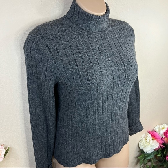 L Tangents Brand Grey Ribbed Turtleneck Sweater Women’s Large Long Sleeve 12 - Picture 2 of 5